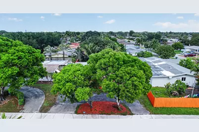 1411 NW 89th Avenue, Pembroke Pines, FL 33024 - Photo 42