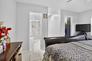1411 NW 89th Ave, Pembroke Pines, FL 33024 - Photo 18