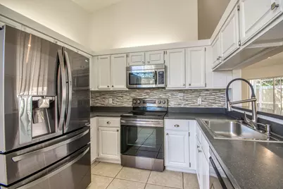 252 Moccasin Trail W, Jupiter, FL 33458 - Photo 2