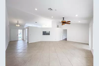 252 Moccasin Trail W, Jupiter, FL 33458 - Photo 4