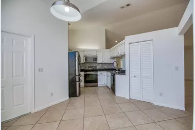 252 Moccasin Trail W, Jupiter, FL 33458 - Photo 16
