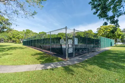 16401 Golf Club Road #113, Weston, FL 33326 - Photo 54