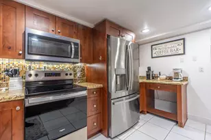 16401 Golf Club Rd, Weston, FL 33326 - Photo 38