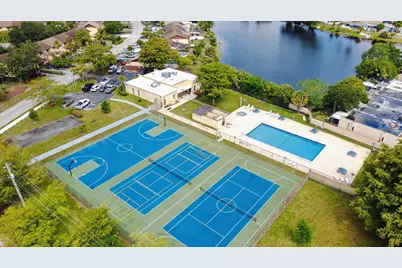 4357 NW 6 Avenue, Deerfield Beach, FL 33064 - Photo 14