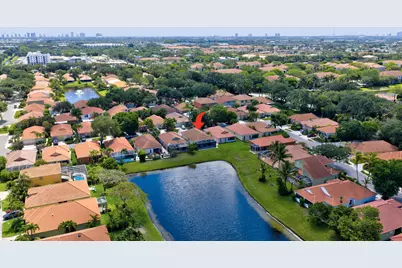 2097 Bonisle Circle, Riviera Beach, FL 33418 - Photo 2