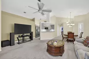 2097 Bonisle Cir, Riviera Beach, FL 33418 - Photo 4