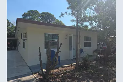 515 Palm Avenue #A&b, Fort Pierce, FL 34982 - Photo 1