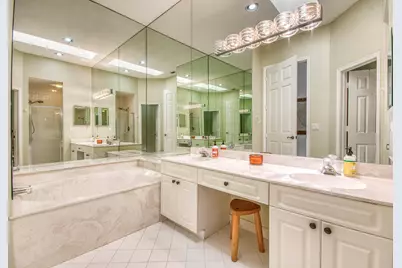 264 Canterbury Drive, Palm Beach Gardens, FL 33418 - Photo 26