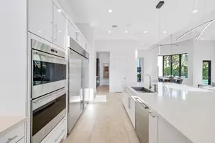 2702 NW 71st Blvd, Boca Raton, FL 33496 - Photo 22