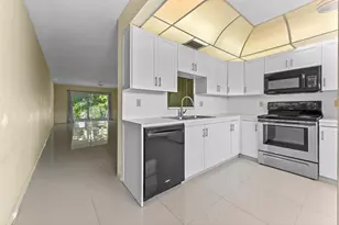 2303 Lucaya Ln, Coconut Creek, FL 33066 - Photo 4