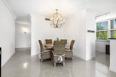 700 E Boynton Beach Boulevard #202, Boynton Beach, FL 33435 - Photo 4