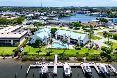 412 Southwind Drive #B2, North Palm Beach, FL 33408 - Photo 4