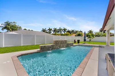 107 Sycamore Drive, Royal Palm Beach, FL 33411 - Photo 38