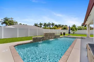 107 Sycamore Dr, Royal Palm Beach, FL 33411 - Photo 38