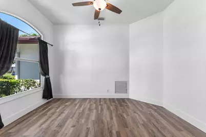 107 Sycamore Drive, Royal Palm Beach, FL 33411 - Photo 8