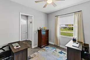 2549 SE Lyman Cir, Port Saint Lucie, FL 34952 - Photo 28