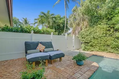 715 SW 25th Place, Boynton Beach, FL 33435 - Photo 28