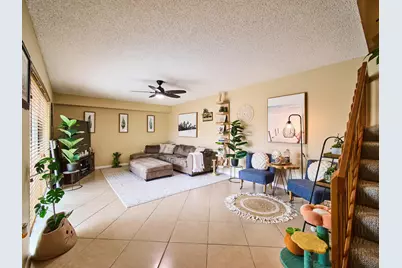 3113 31st Way, West Palm Beach, FL 33407 - Photo 2