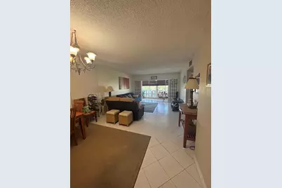 4350 Hillcrest Drive #704, Hollywood, FL 33021 - Photo 2