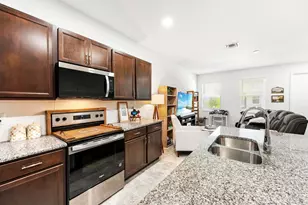 16417 Mirabell Mnr Ln, The Acreage, FL 33470 - Photo 12