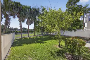 1104 Oakwater Dr, Royal Palm Beach, FL 33411 - Photo 22