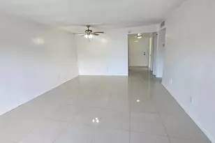 15221 NE 6th Ave, Miami, FL 33162 - Photo 6