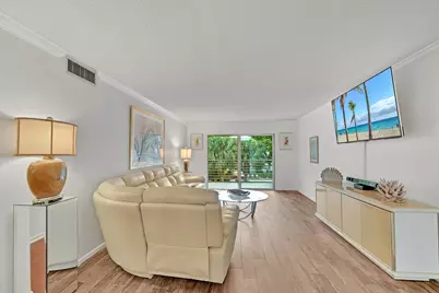 2004 Granada Drive #J3, Coconut Creek, FL 33066 - Photo 2