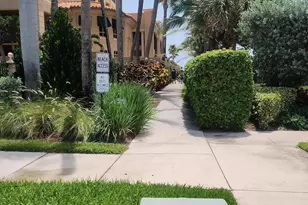 2700 Banyan Rd, Boca Raton, FL 33432 - Photo 18
