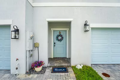 755 NE Trailside Run, Port Saint Lucie, FL 34983 - Photo 2