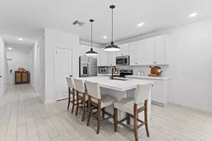 755 NE Trailside Run, Port Saint Lucie, FL 34983 - Photo 6