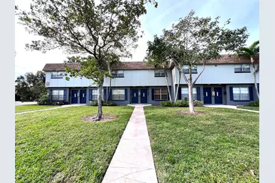 4844 NW 9th Drive #4844, Plantation, FL 33317 - Photo 2
