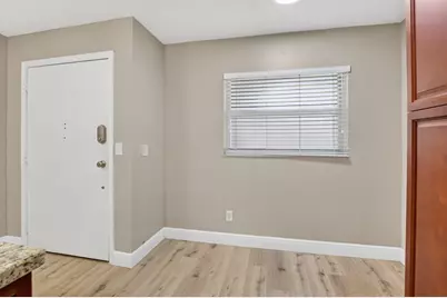 23305 N Barwood Ln Lane N #209, Boca Raton, FL 33428 - Photo 12