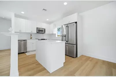 310 NW 4th Avenue, Deerfield Beach, FL 33441 - Photo 10
