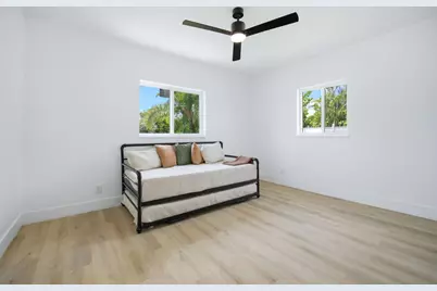 310 NW 4th Avenue, Deerfield Beach, FL 33441 - Photo 20