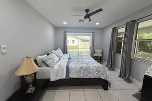1392 Riverside Cir, Wellington, FL 33414 - Photo 4