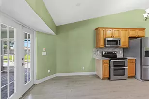 1657 SW Cefalu Cir, Port Saint Lucie, FL 34953 - Photo 8
