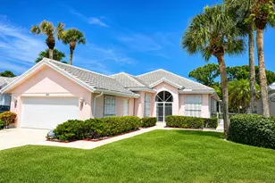 7529 SE Bay Cedar Cir, Hobe Sound, FL 33455 - Photo 2