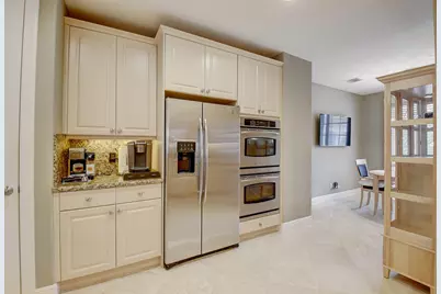 5645 NE Trieste Way, Boca Raton, FL 33487 - Photo 14