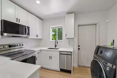 2943 NW 13th Street, Fort Lauderdale, FL 33311 - Photo 6