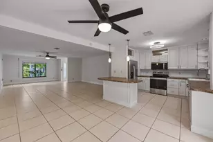 284 Allenwood Dr, Lauderdale by the Sea, FL 33308 - Photo 4