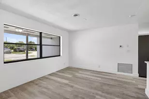 5804 NW 14th St, Sunrise, FL 33313 - Photo 8