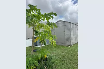 182 Plantation Boulevard, Greenacres, FL 33467 - Photo 12