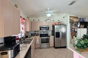 1342 SW Wampler Ave, Port Saint Lucie, FL 34953 - Photo 8