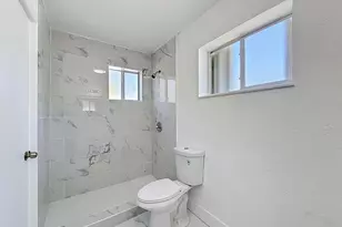 10235 SW 177th St, Miami, FL 33157 - Photo 12