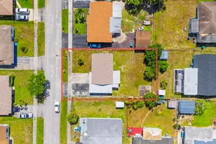 3280 NW 13th Ct, Lauderhill, FL 33311 - Photo 14