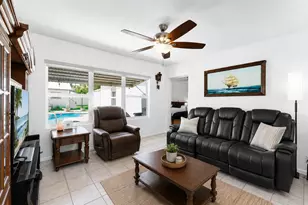 262 SW 8th St, Dania Beach, FL 33004 - Photo 6