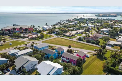642 Eldorado Street, Fort Pierce, FL 34949 - Photo 4