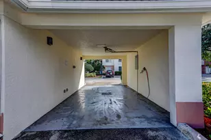 9303 W Myrtlewood Cir Circle W, Palm Beach Gardens, FL 33418 - Photo 32