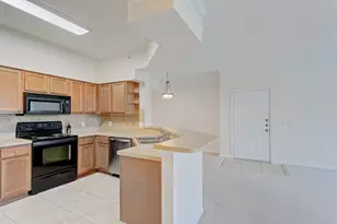 9303 W Myrtlewood Cir Circle W, Palm Beach Gardens, FL 33418 - Photo 6