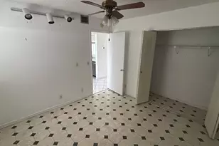 650 SW 124th Terrace, Pembroke Pines, FL 33027 - Photo 8